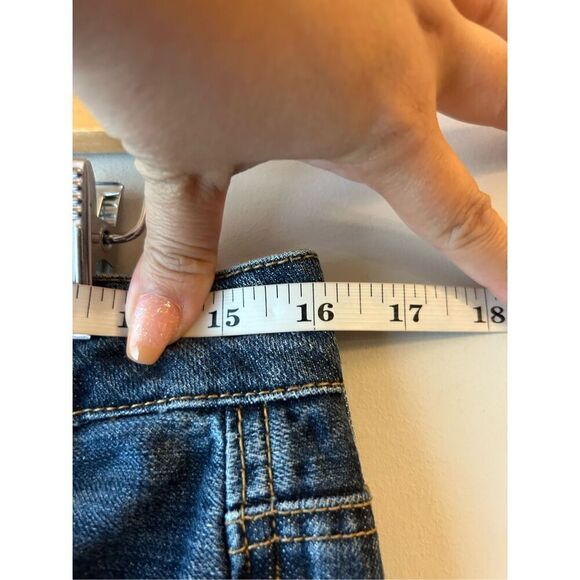 American Eagle Boy Fit Cropped Jeans sz 8 mid-rise minimalist - Picture 3 of 7